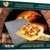ETNA Pizza Set - Grote Pizzasteen & GRATIS Pizzaschep - 30 Cm X 38 Cm - Echt Italiaanse Pizzasteen - Broodbaksteen - BBQ Pizzasteen - Gemaakt Van Lavasteen Uit De Etna - Non-stick - Eppicotispai -Merkloos Verkoopwinkel 1200x1070