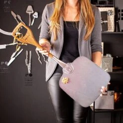 Boska Pizzaschep Barbecue - Kort Handvat - Stabiel - Aluminium - Eikenhout - BBQ Accessoires 28 Boska Pizzaschep Barbecue - Kort Handvat - Stabiel - Aluminium - Eikenhout - BBQ Accessoires -Merkloos Verkoopwinkel 1200x1200 131