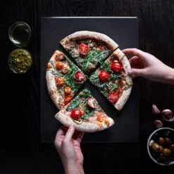 Navaris Pizzasteen XL Voor Oven En Barbecue - Rechthoekige Pizzaplaat 38 X 30 Cm - Inclusief Receptenboek - Keramisch Geglazuurd - Zwart -Merkloos Verkoopwinkel 1200x1200 297