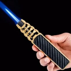 Merkloos Turbo Jetflame Aansteker - Gasbrander - Vuurwerk Torch - Crème Brûlée Brander - BBQ En Sigaren Aansteker - Windproof - Carbon Met Goudkleurige Metalen Behuizing -Merkloos Verkoopwinkel 1200x1200 439