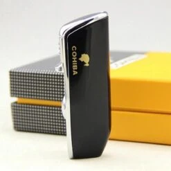 Cohiba® Sigarenaansteker - Sigarenboor - Sigaren - Sigaar - Cohiba Aansteker - Sigarenboor - Sigaren Accessoires - Sigarenknipper - Sigaar Aansteker - Cohiba - Incl. Luxe Geschenkdoos - Zwart -Merkloos Verkoopwinkel 1200x1200 504