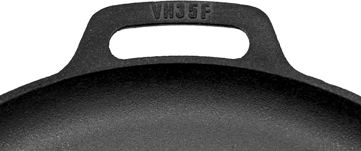 Valhal Outdoor Skillet / Plancha / Koekenpan - Gietijzer - Diameter 35cm, Twee Handvatten, VH35F 7 Valhal Outdoor Skillet / Plancha / Koekenpan - Gietijzer - Diameter 35cm, Twee Handvatten, VH35F - Afbeelding 5
