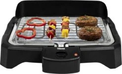 Voorkant 66 Tristar BQ-2824 Elektrische Barbecue - Tafel BBQ 34,5 X 23 Cm - Regelbare Thermostaat - 2000 Watt - Zwart