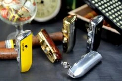 Cohiba® Sigarenaansteker - Sigarenboor - Sigaren - Sigaar - Cohiba Aansteker - Sigarenboor - Sigaren Accessoires - Sigarenknipper - Sigaar Aansteker - Cohiba - Incl. Luxe Geschenkdoos - Rood -Merkloos Verkoopwinkel 1200x800 22