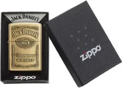 Aansteker Zippo Jack Daniel's Label Brass Emblem -Merkloos Verkoopwinkel 1200x869 2