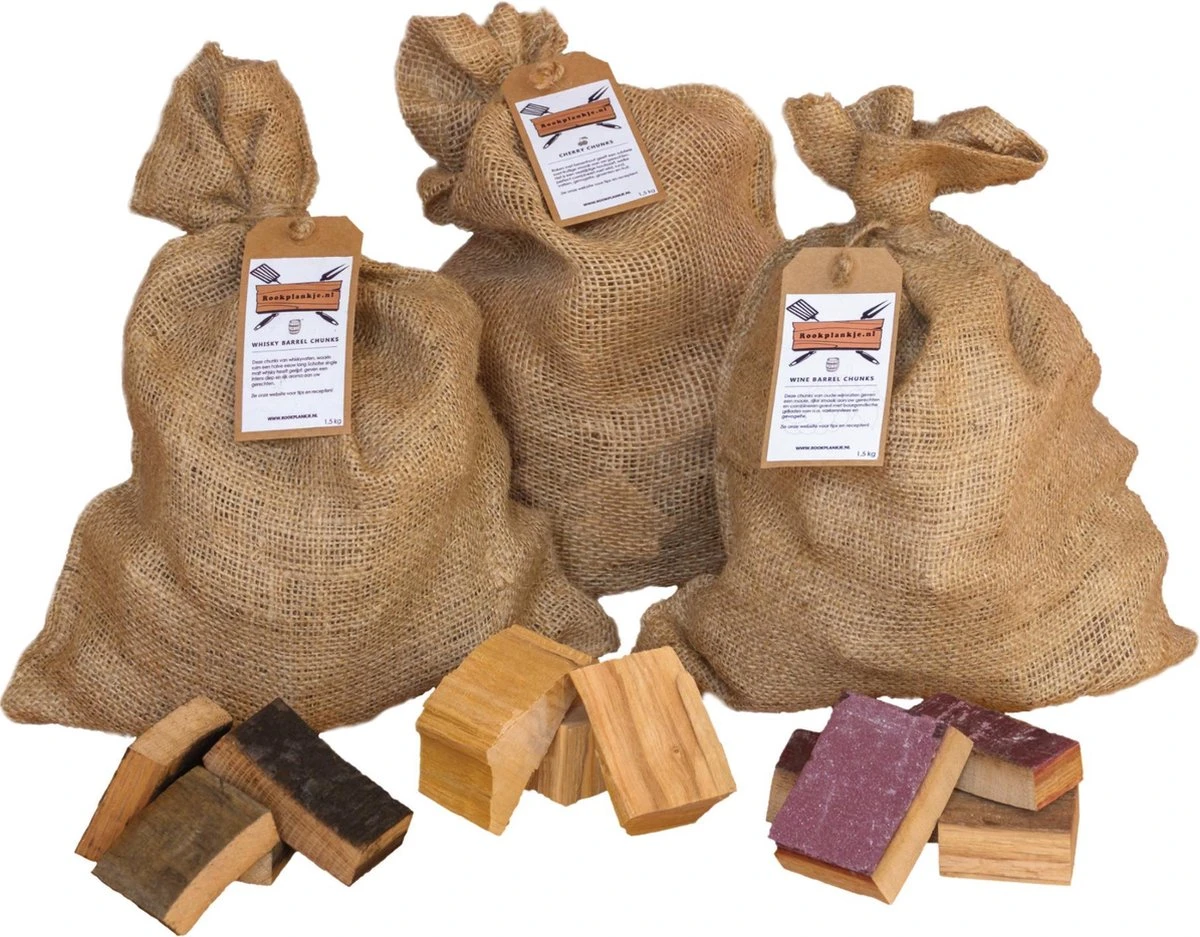 Chunks Assortiment | Kersen, Wijn, Whisky | BBQ | Rookhout | Kadopakket 3 Chunks Assortiment | Kersen, Wijn, Whisky | BBQ | Rookhout | Kadopakket