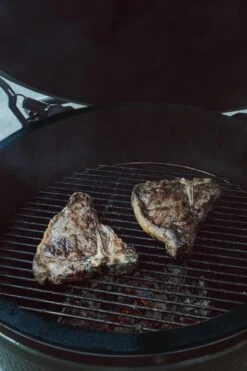 Kamado Vilt | BBQ Vilt | 3 Mm Dik ZWART | Kamado Vervangingsvilt | Hitteseal / Luchtseal BBQ | Geschikt Voor: Big Green Egg, Black Bastard, Kamado Joe, Big Joe & Grill Guru -Merkloos Verkoopwinkel 800x1200